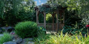 3 Reasons Why You Should Work with a Landscape Designer